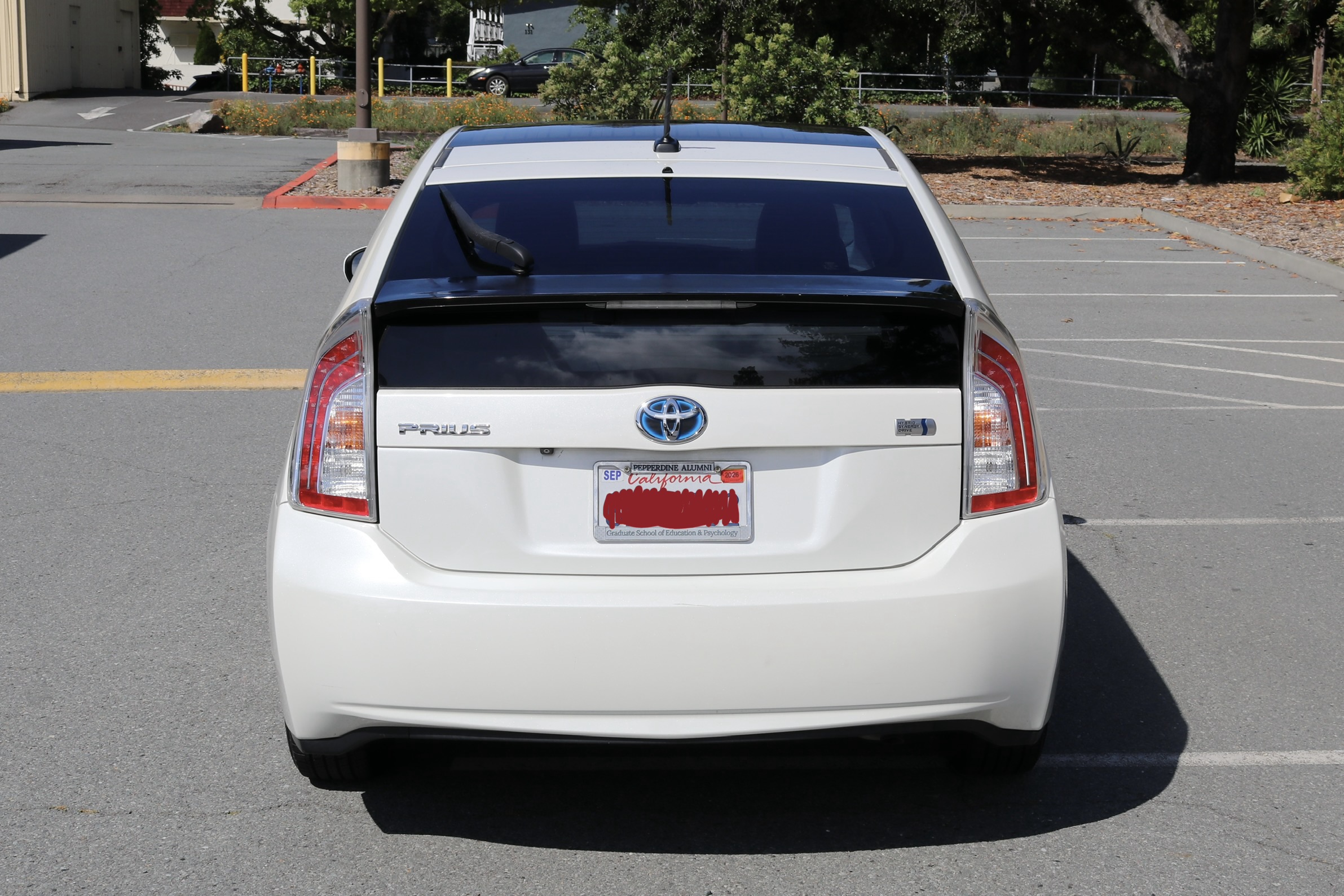 Used 2015 Toyota Prius Four w/ Deluxe Solar Roof Package FWD image 31