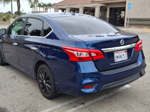 Used 2019 Nissan Sentra SV image 6