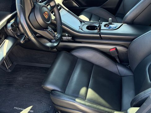 Used 2020 Porsche Taycan Turbo S image 17