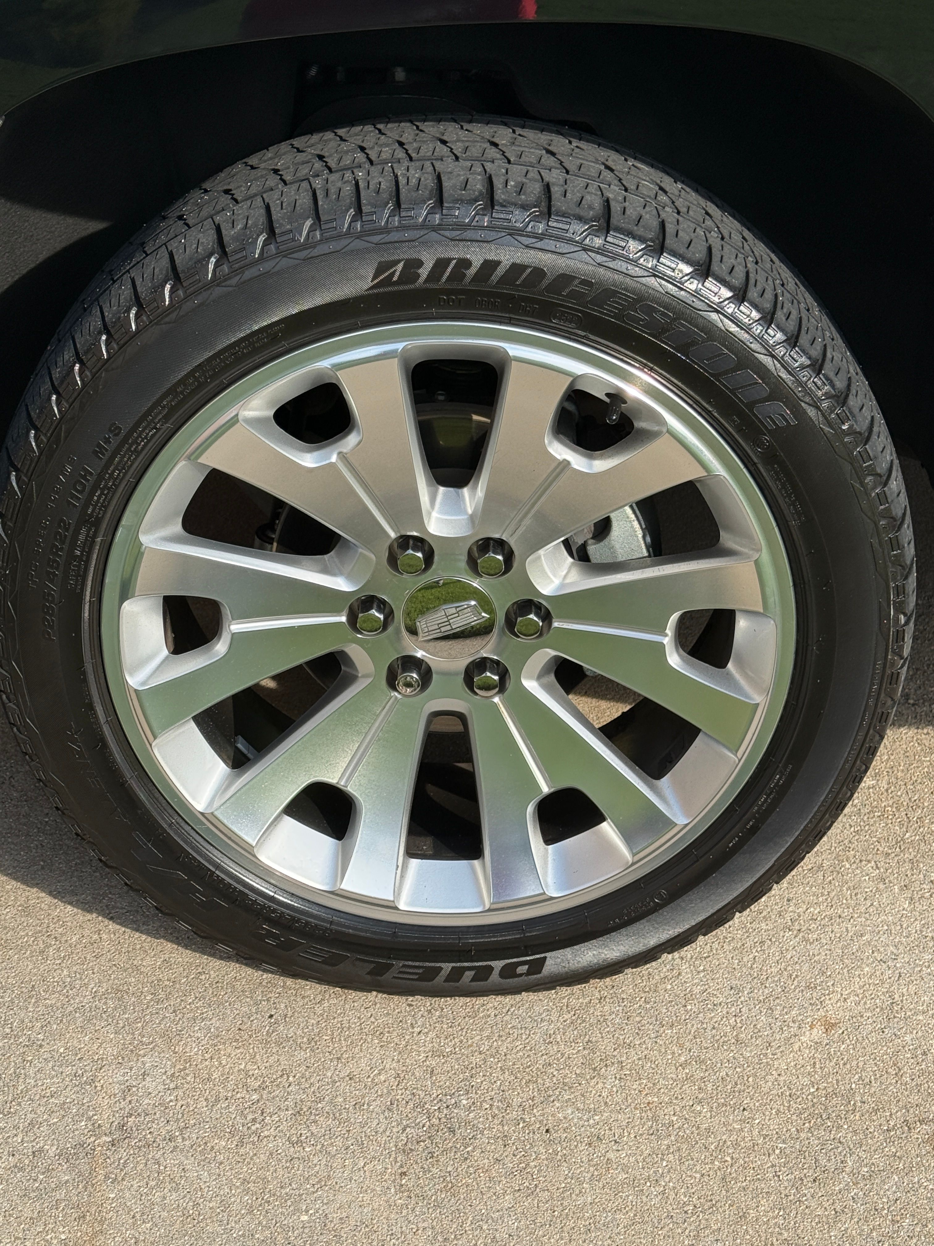 Used 2019 Cadillac Escalade Luxury RWD image 9