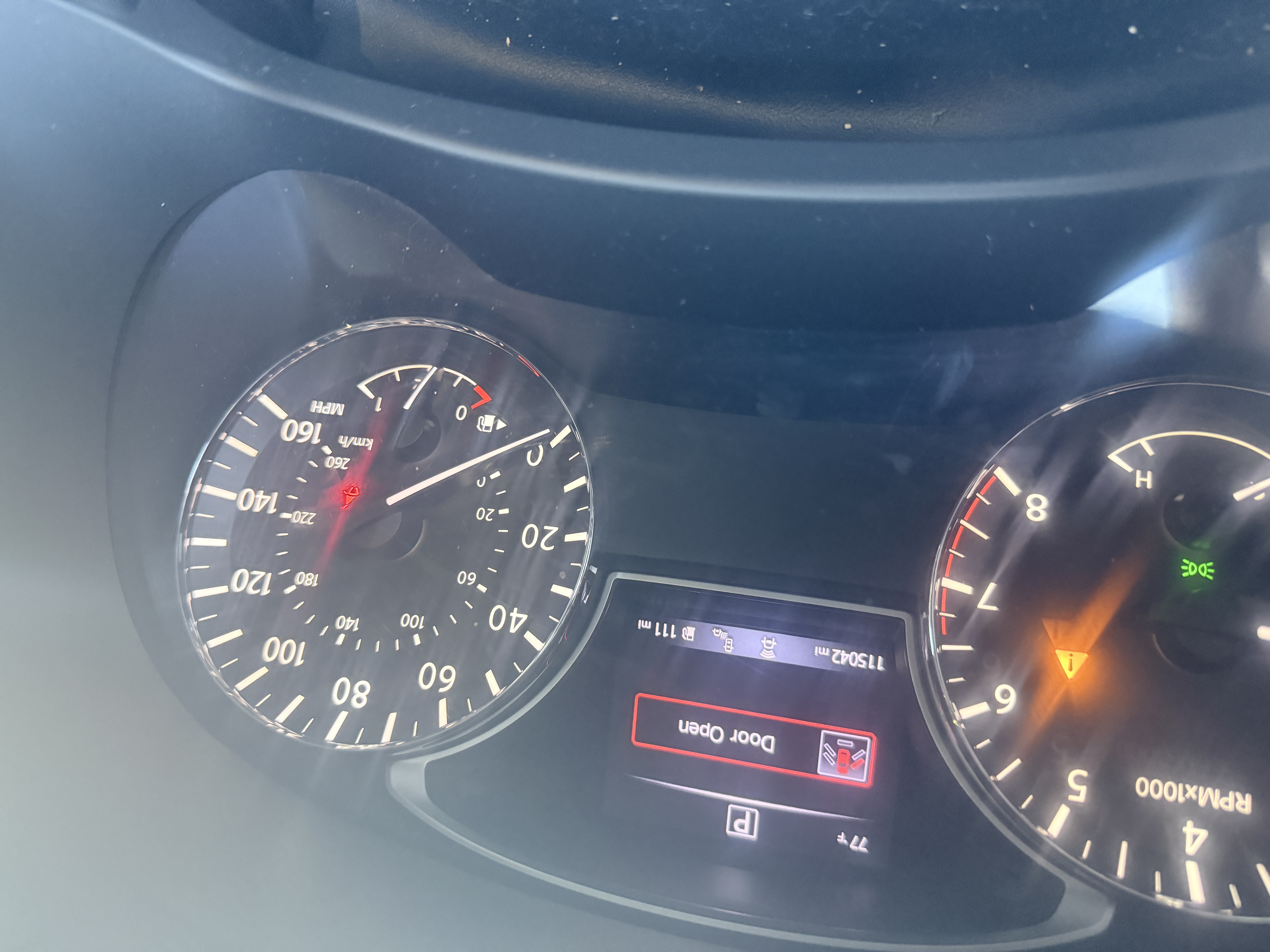 Used 2017 Nissan Pathfinder Platinum w/ Midnight Edition Package FWD image 8