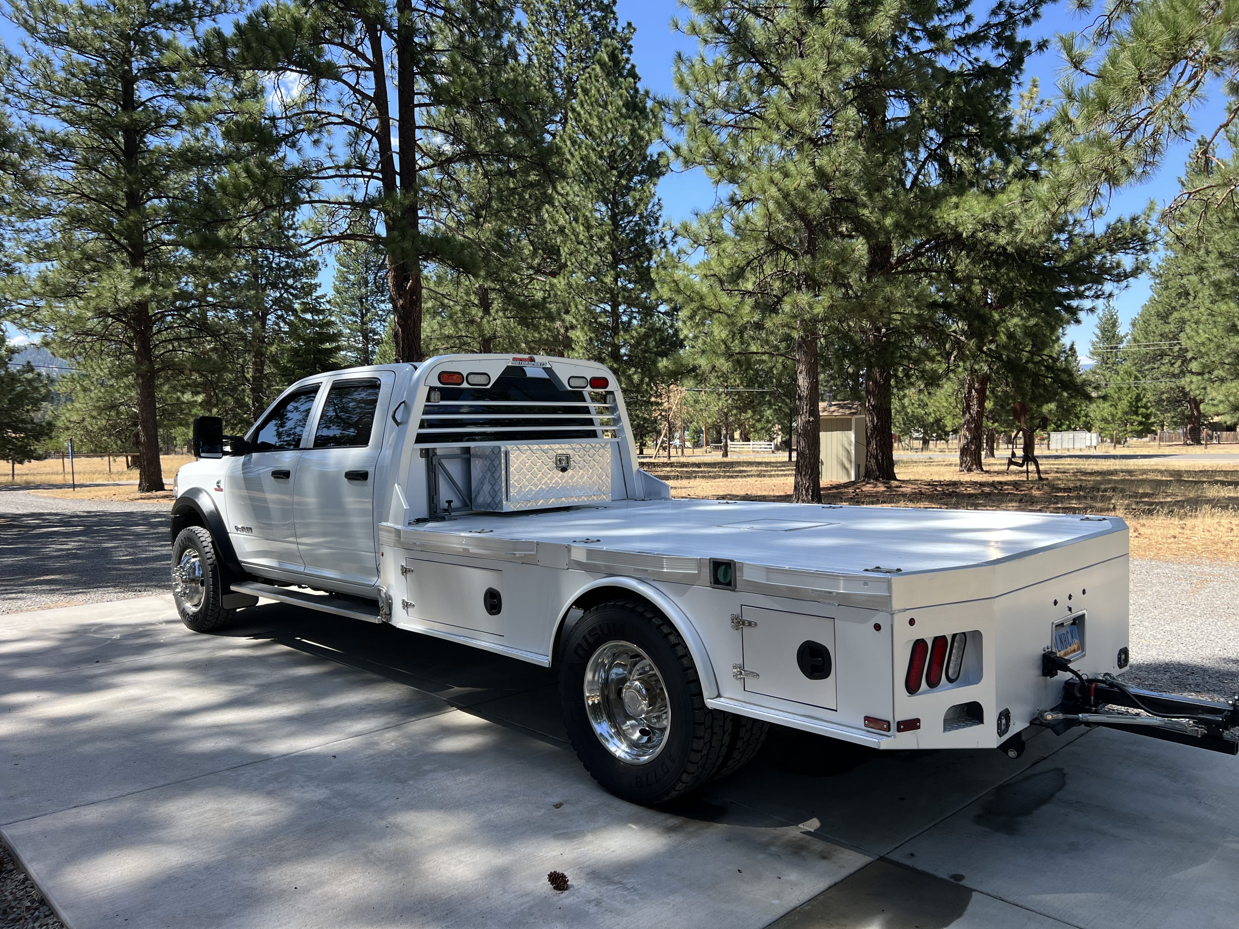 Used 2021 RAM 4500 Tradesman w/ Chrome Appearance Group AWD/4WD image 6