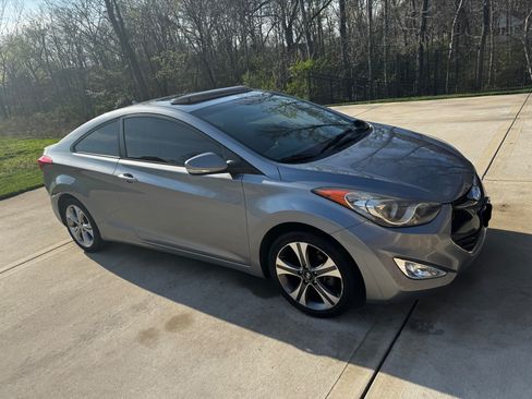 Used 2013 Hyundai Elantra SE image 4