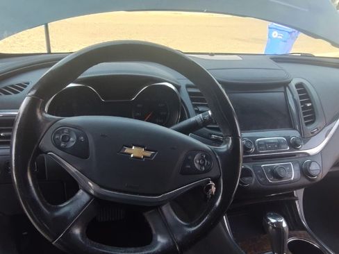Used 2014 Chevrolet Impala LT w/ Premium Seating Package FWD image 10