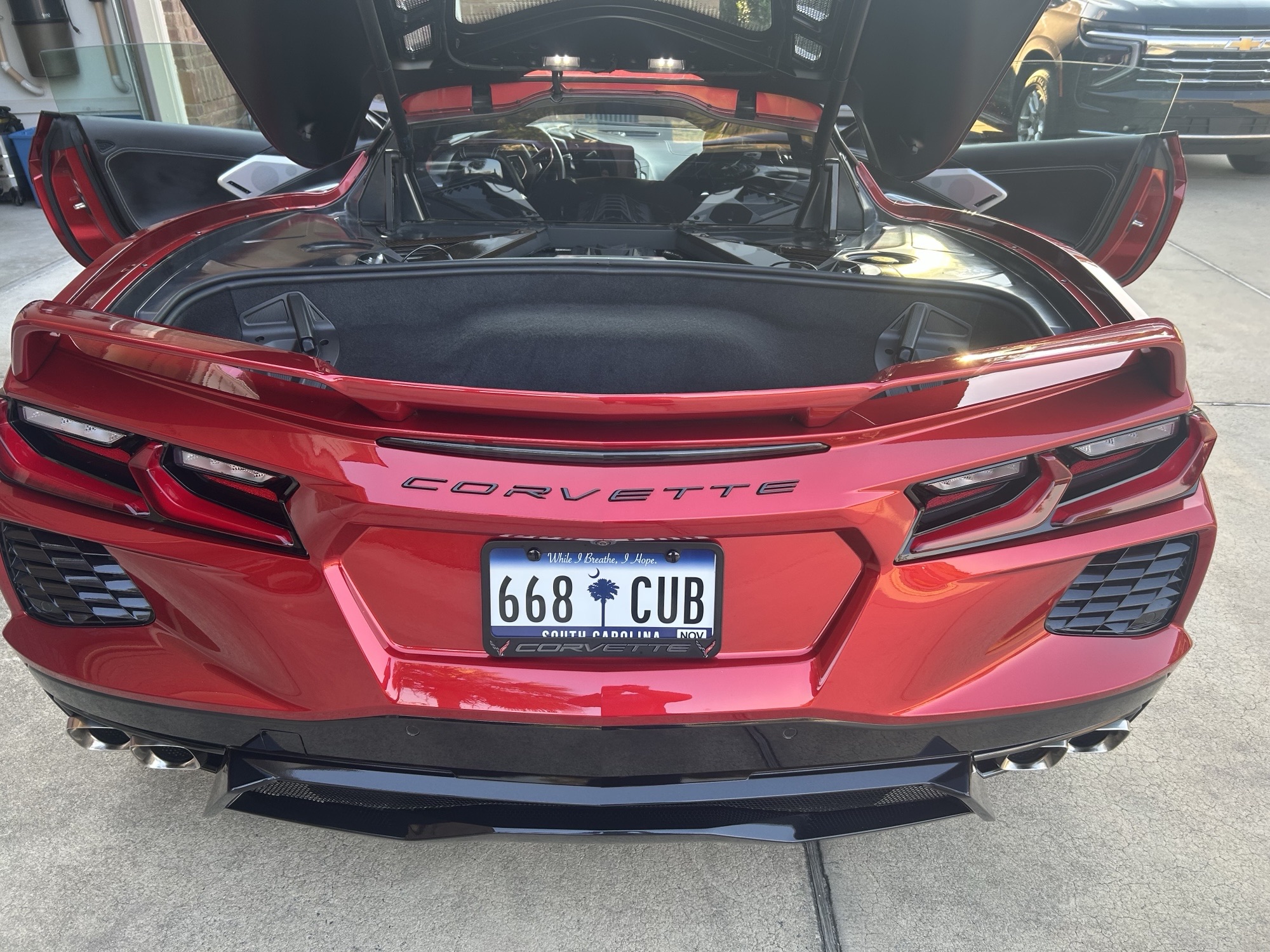 Used 2022 Chevrolet Corvette Stingray Premium Cpe w/ Z51 Performance Package RWD image 4