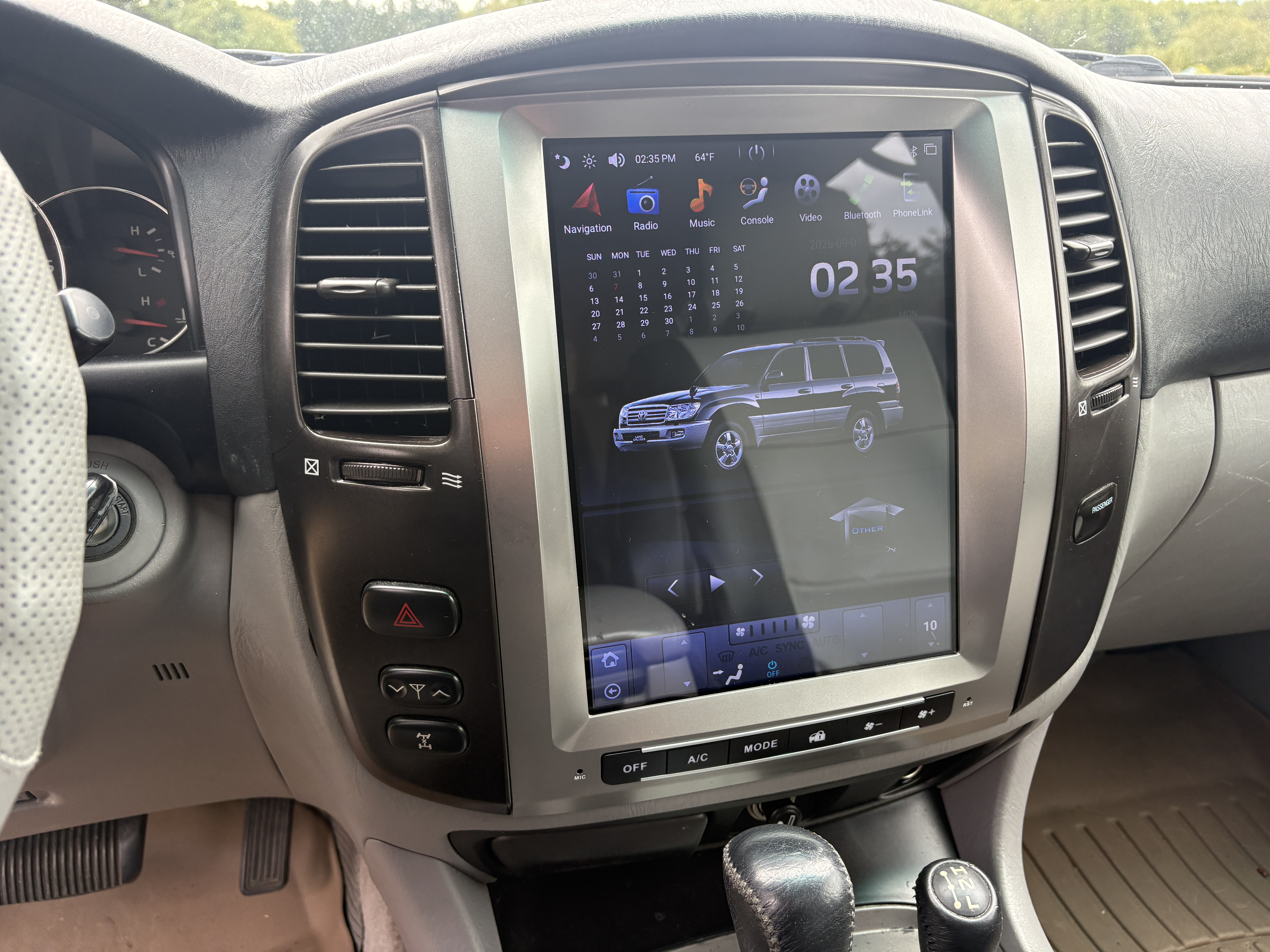 Used 2004 Toyota Land Cruiser AWD/4WD image 18