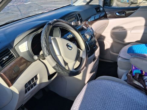 Used 2012 Nissan Quest S FWD image 5