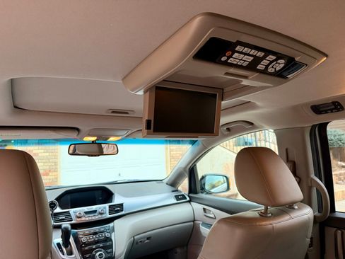 Used 2012 Honda Odyssey Touring image 19