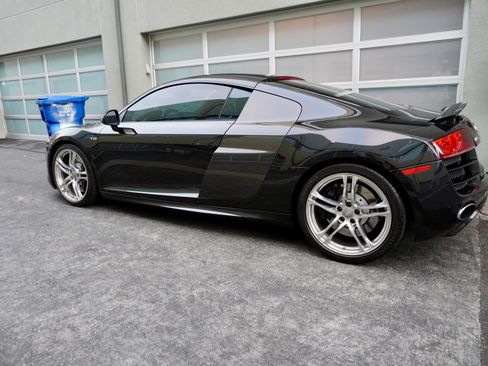Used 2011 Audi R8 V10 AWD/4WD image 4