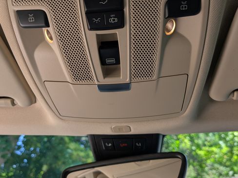 Used 2019 Mercedes-Benz GLA 250 4MATIC image 4