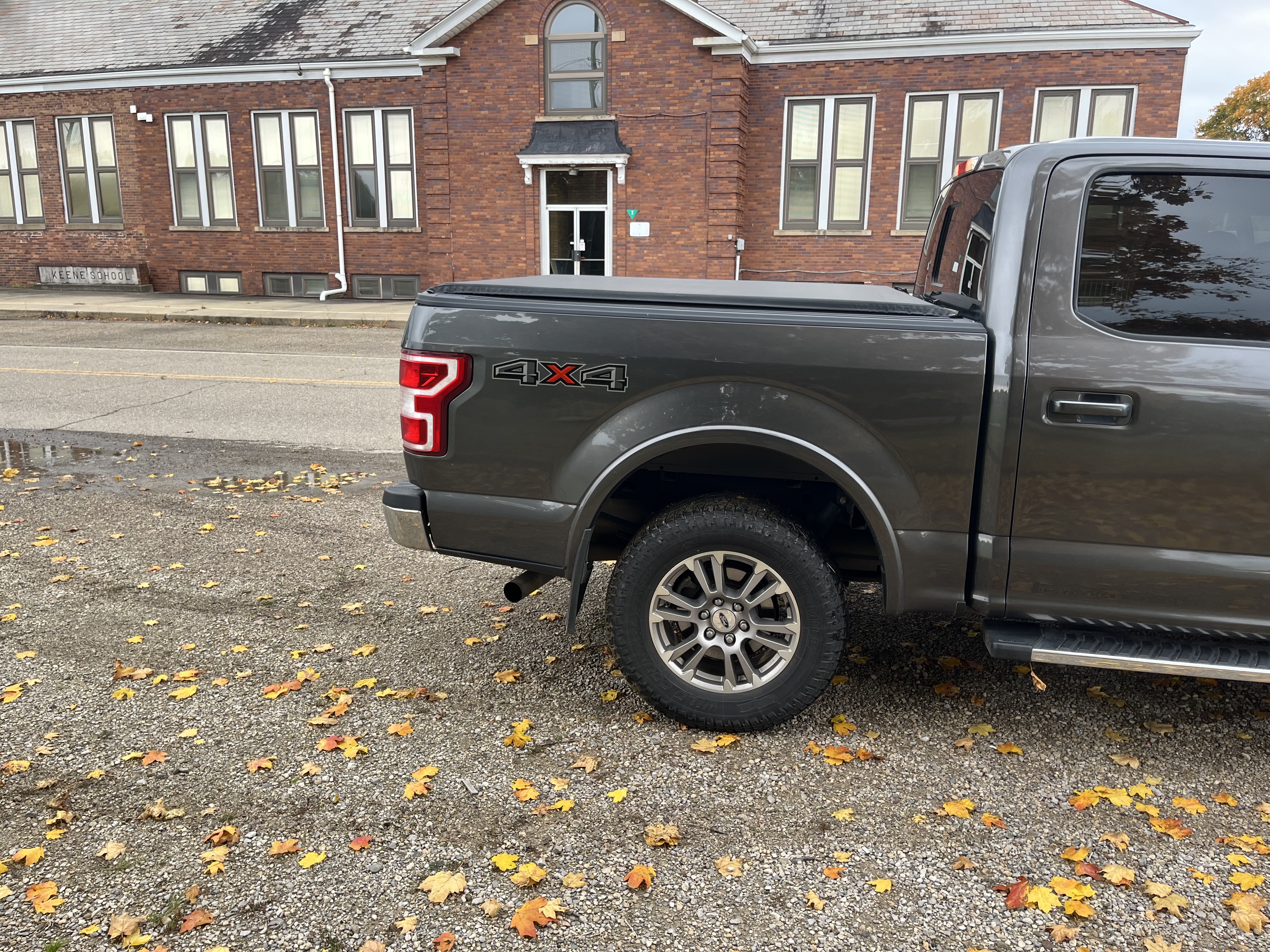 Used 2018 Ford F150 Lariat AWD/4WD image 10