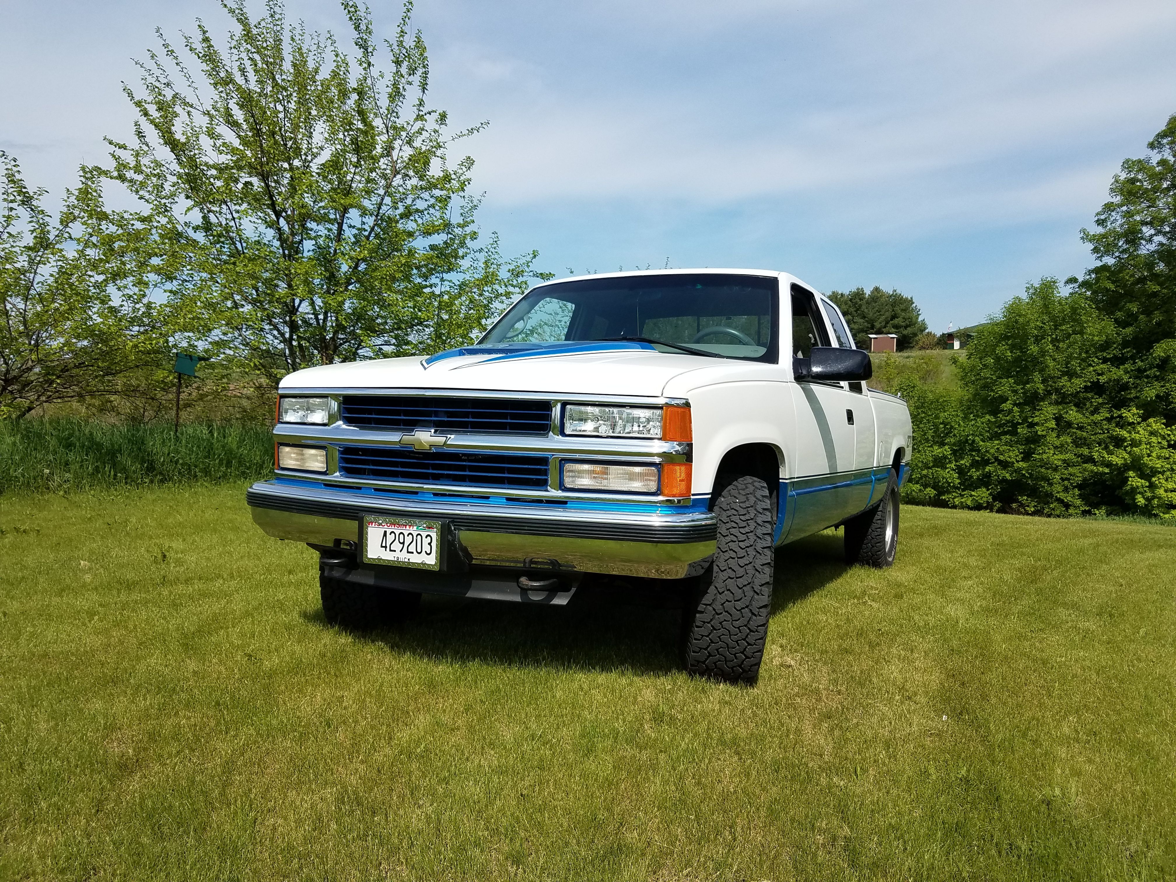 Used 1998 Chevrolet Silverado 1500 4x4 Extended Cab w/ Preferred Equipment Group 2 image 8