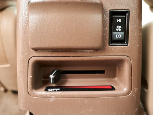 Used 2000 Toyota 4Runner SR5 image 14