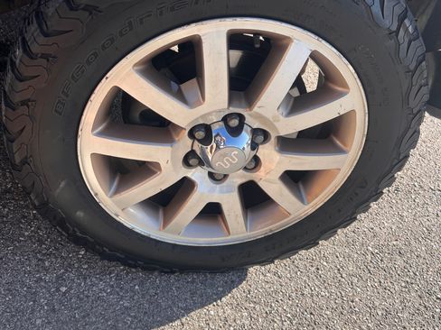 Used 2013 Ford F150 King Ranch w/ King Ranch Luxury Pkg image 13