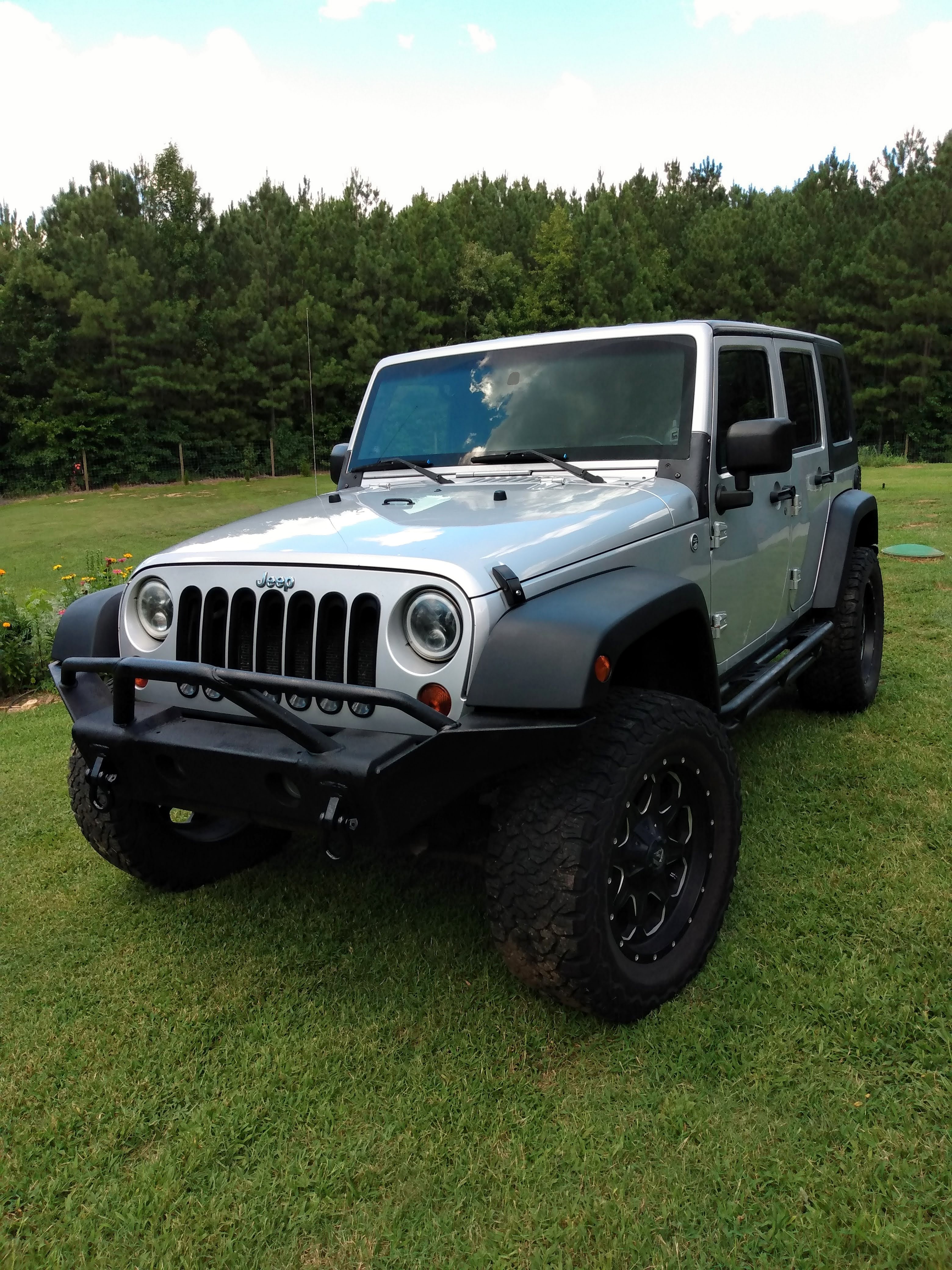 Used 2009 Jeep Wrangler Unlimited X AWD/4WD image 1