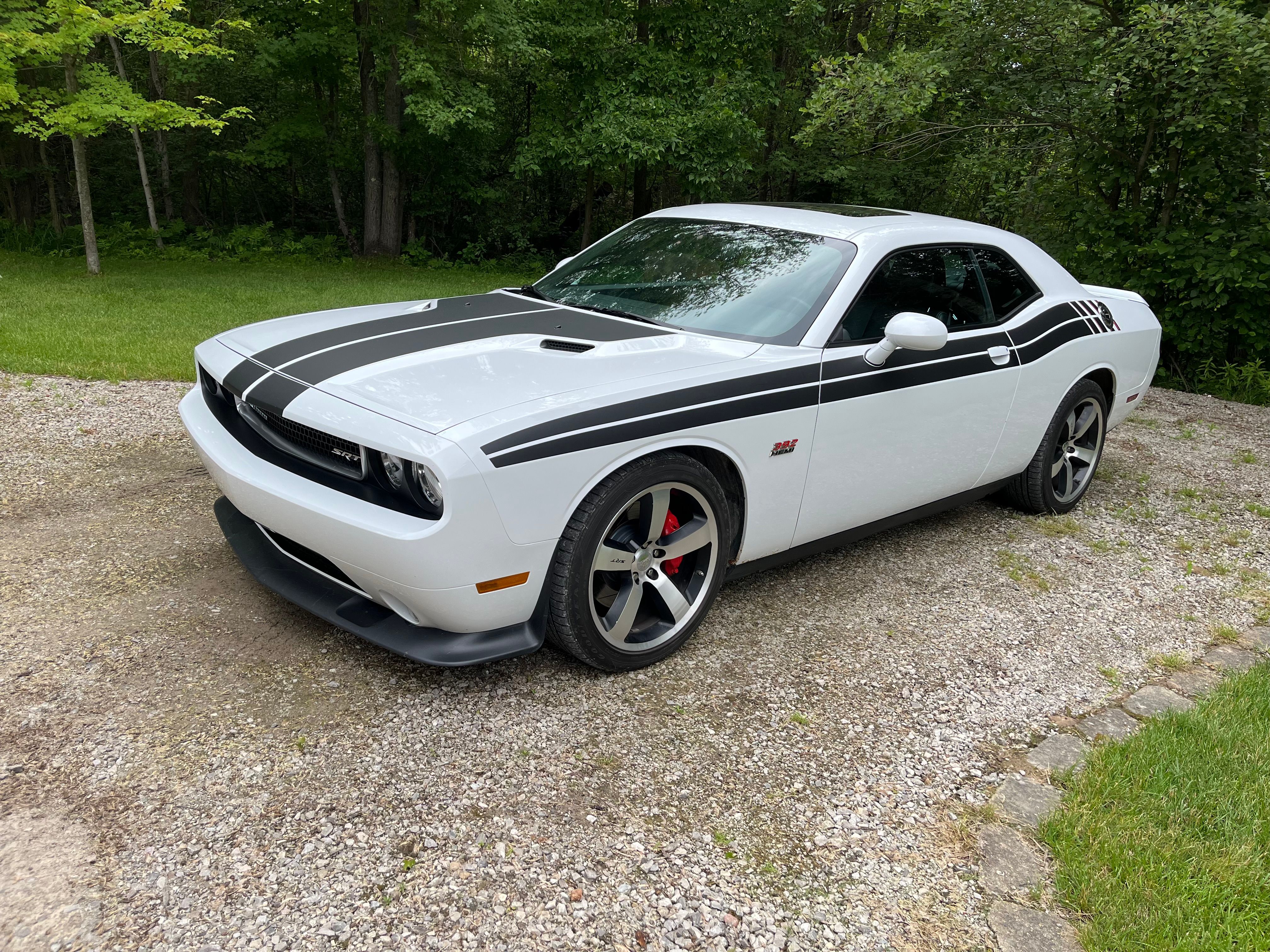 Used 2012 Dodge Challenger SRT8 RWD image 1