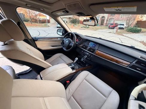 Used 2011 BMW X5 xDrive35d image 18