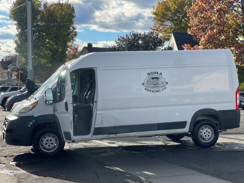 Used 2017 RAM ProMaster 2500 image 6