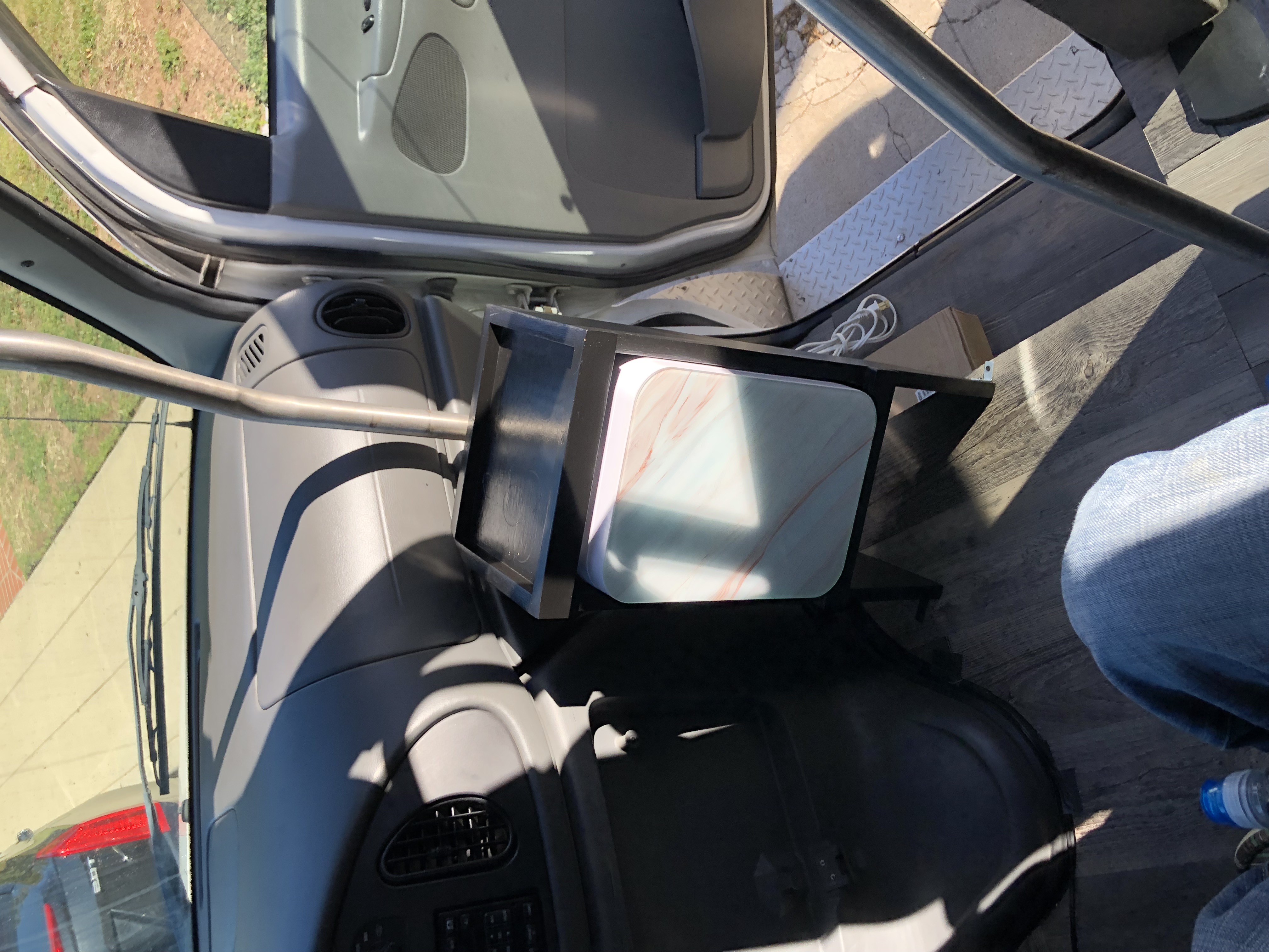 Used 2007 Ford E-350 and Econoline 350 Extended Super Duty RWD image 16