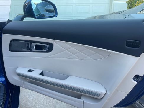 Used 2019 Mercedes-Benz AMG GT C image 17