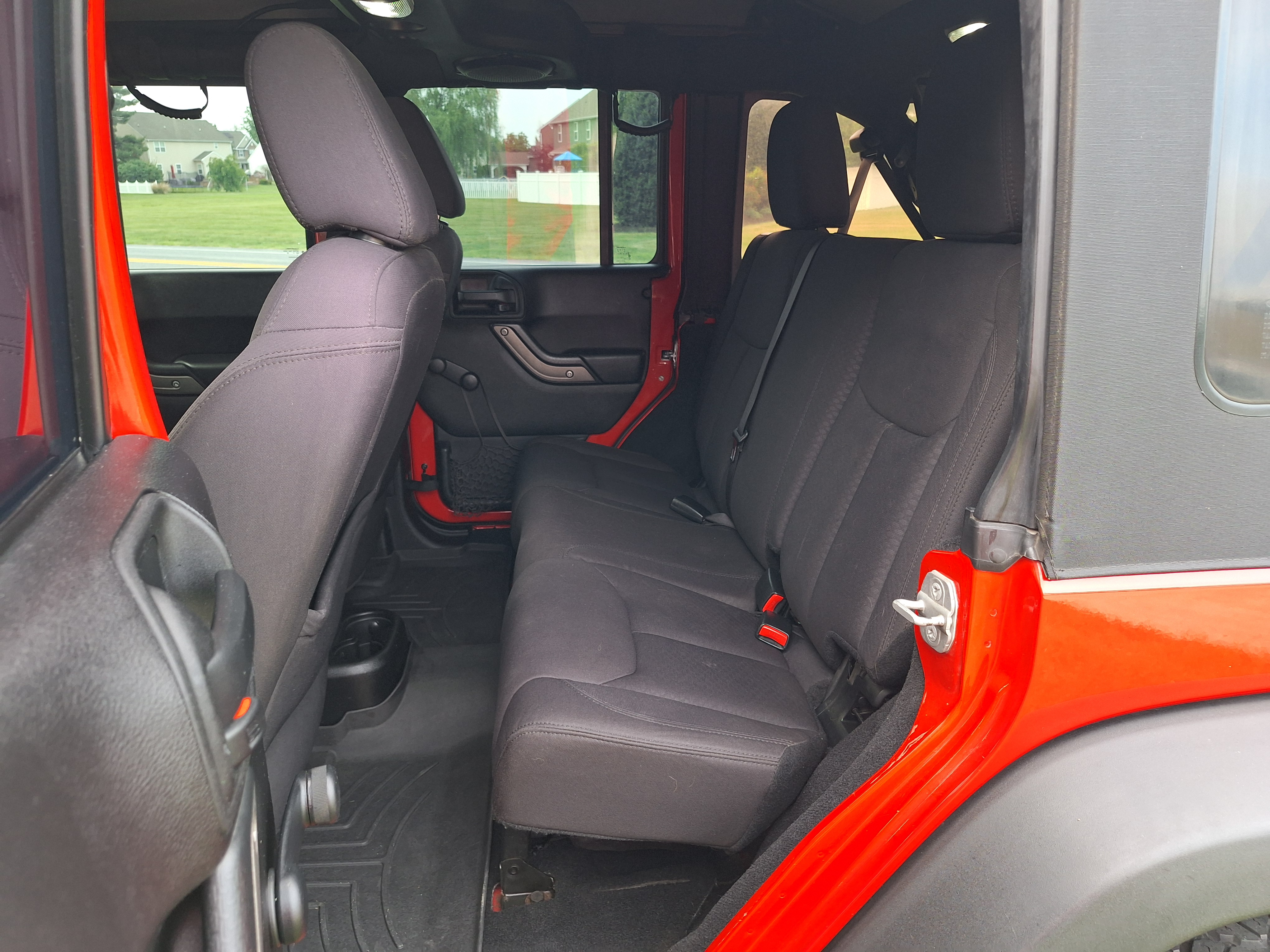 Used 2013 Jeep Wrangler Unlimited Sport w/ Connectivity Group AWD/4WD image 5