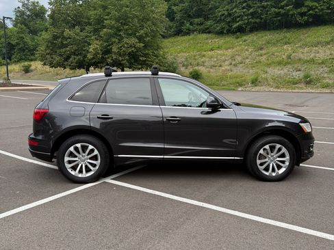 Used 2016 Audi Q5 2.0T Premium Plus w/ Technology Package AWD/4WD image 8