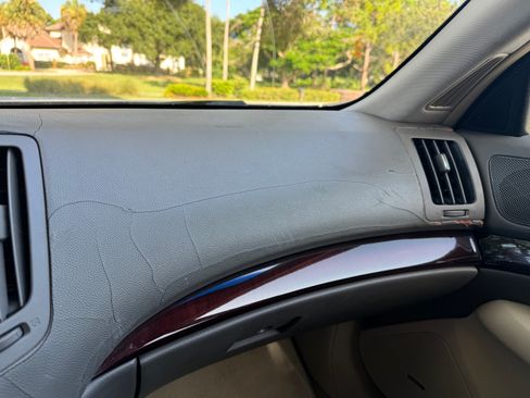 Used 2011 INFINITI G37 Journey w/ Premium Pkg RWD image 6