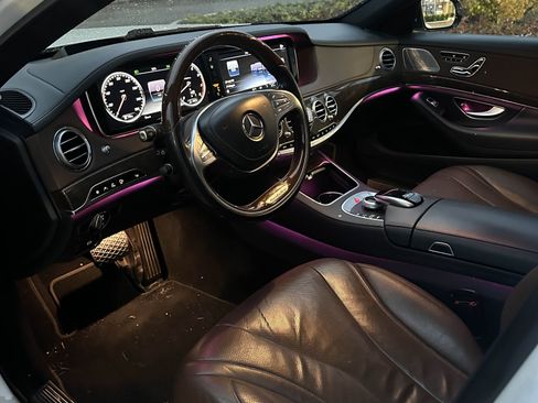 Used 2017 Mercedes-Benz S 550 4MATIC Sedan image 13