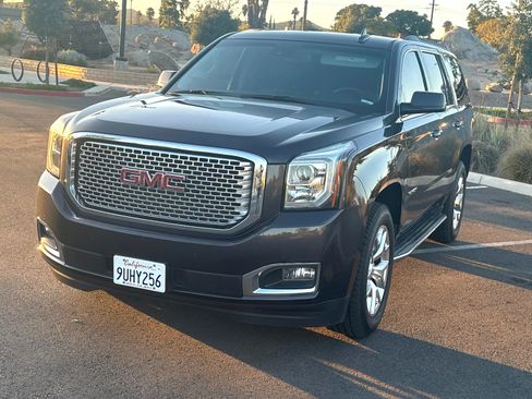 Used 2015 GMC Yukon SLE w/ Convenience Package RWD image 17