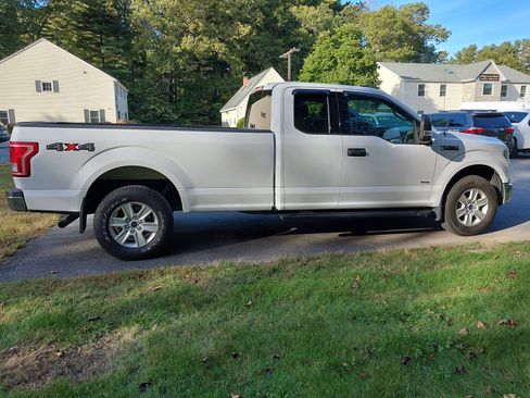 Used 2017 Ford F150 XLT w/ Equipment Group 301A Mid image 5
