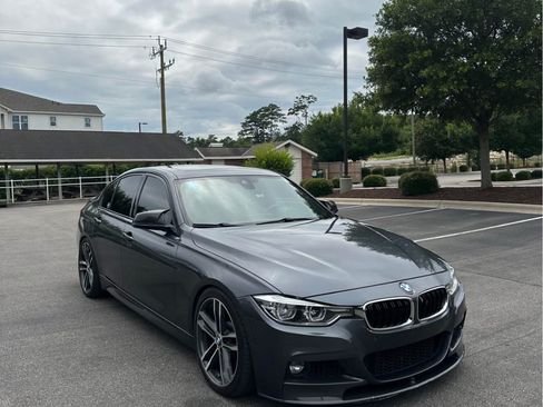 Used 2018 BMW 340i Sedan w/ Executive Package RWD image 14