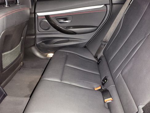 Used 2018 BMW 330i Gran Turismo xDrive image 11