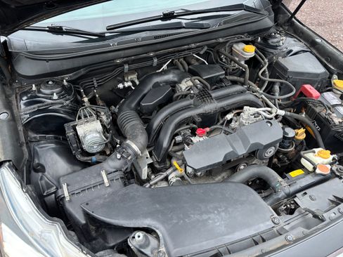 Used 2016 Subaru Legacy 2.5i Premium image 2
