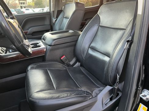 Used 2018 GMC Sierra 1500 SLT w/ SLT Premium Package image 8