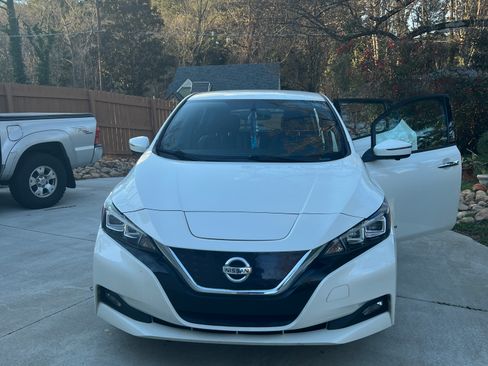 Used 2018 Nissan Leaf SL image 16