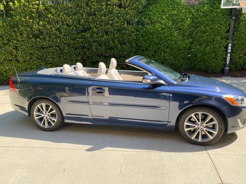 Used 2013 Volvo C70 T5 FWD image 4
