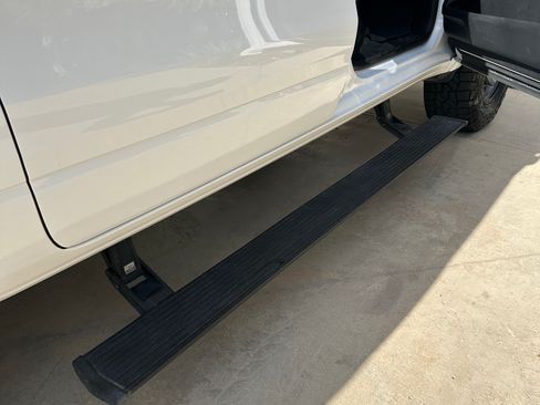 Used 2020 RAM 1500 Laramie image 14