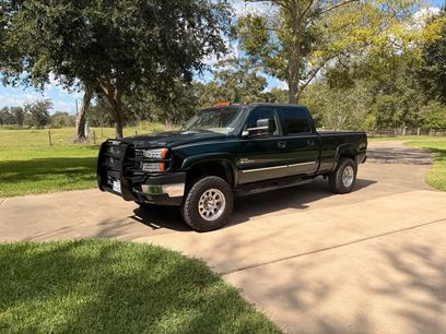 Used 2005 Chevrolet Silverado 2500 LT w/ Heavy-Duty Power Package
