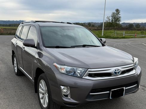 Used 2012 Toyota Highlander Limited image 6