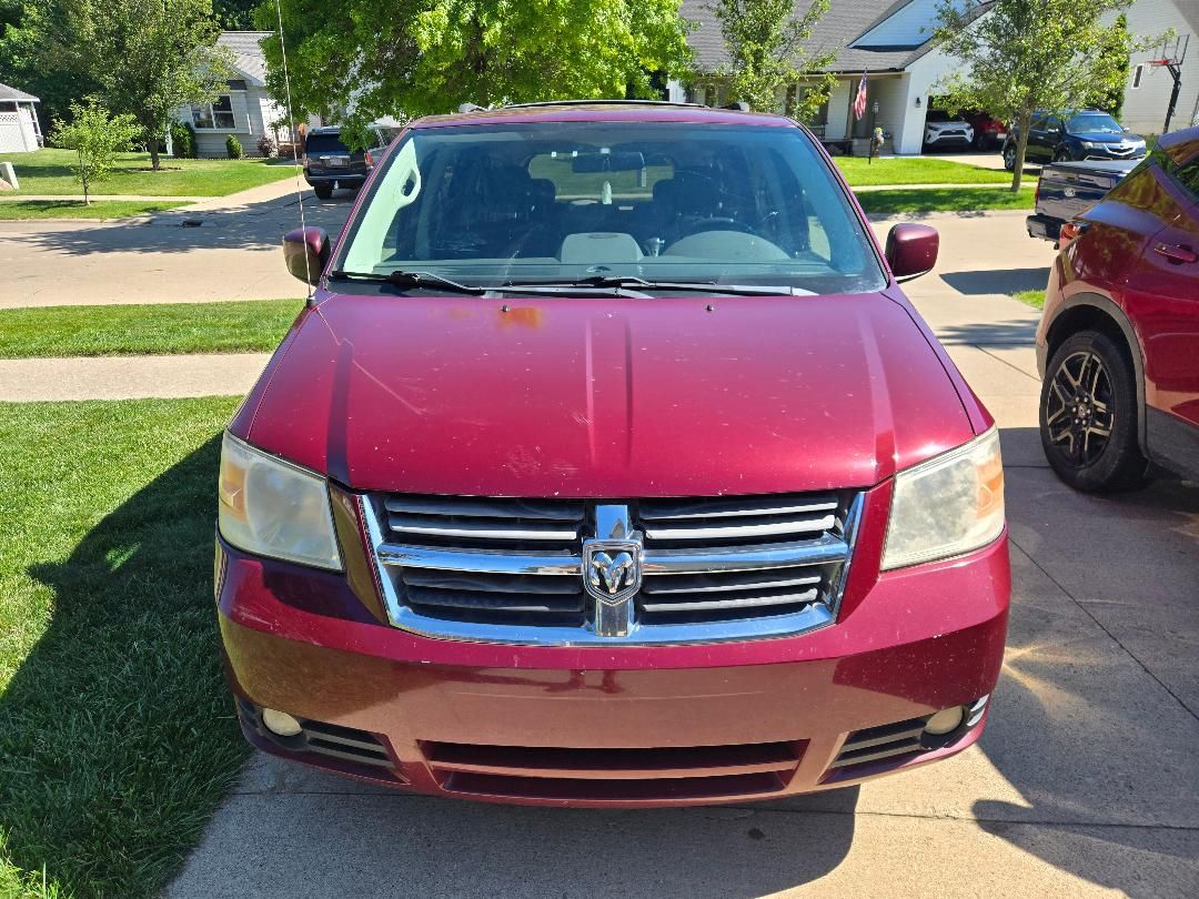 Used 2009 Dodge Grand Caravan SXT FWD image 13