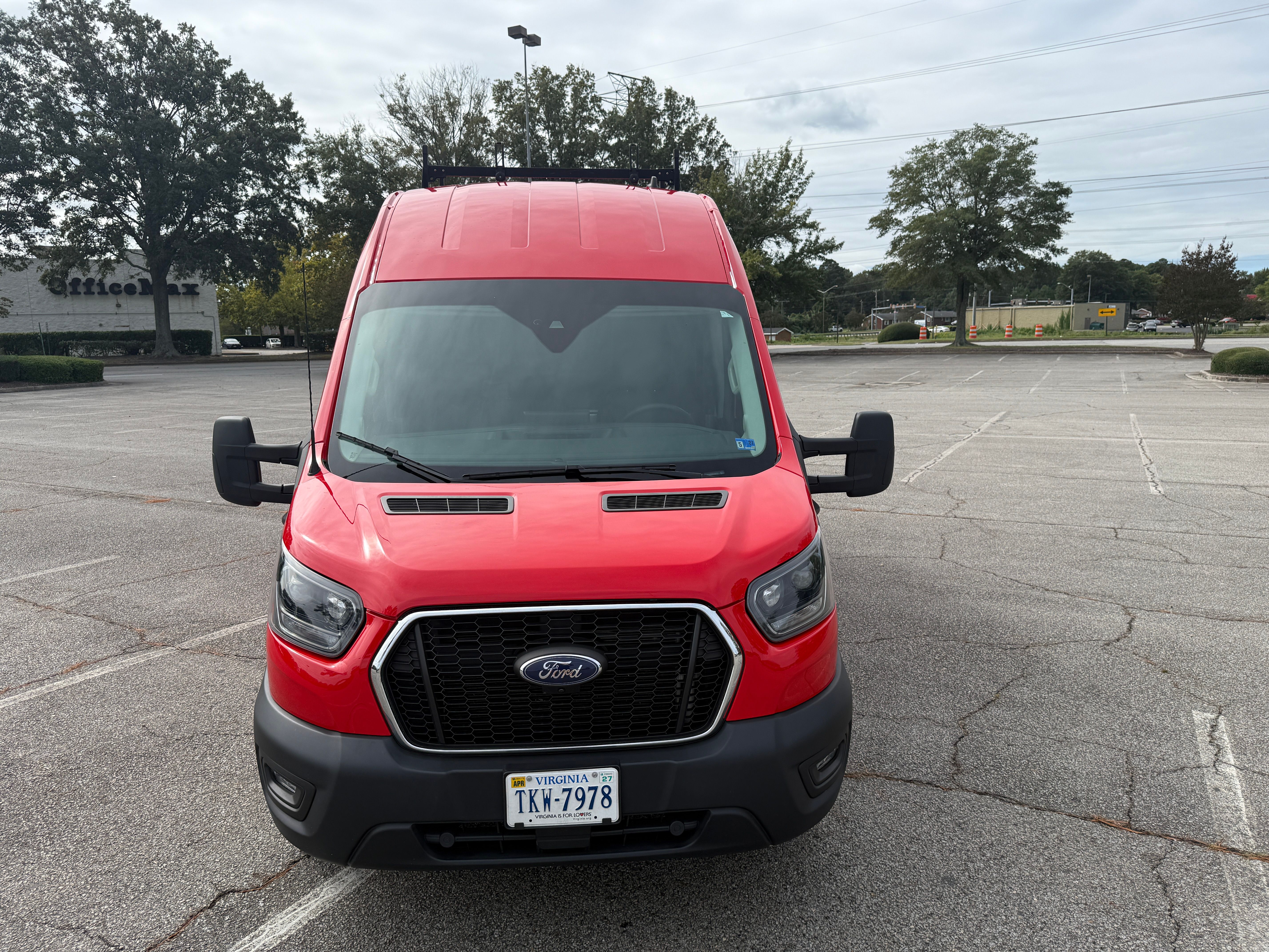 Used 2024 Ford Transit 250 148 High Roof Extended w/ Load Area Protection Package RWD image 5