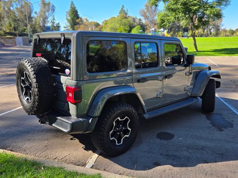 Used 2021 Jeep Wrangler Unlimited Sahara w/ Safety Group image 4