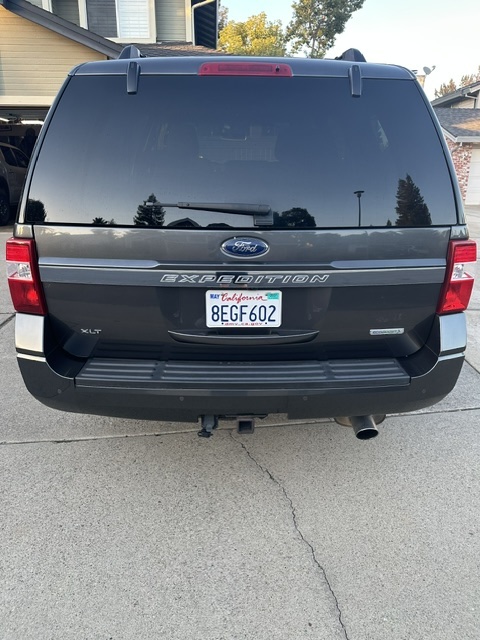 Used 2017 Ford Expedition XLT AWD/4WD image 8