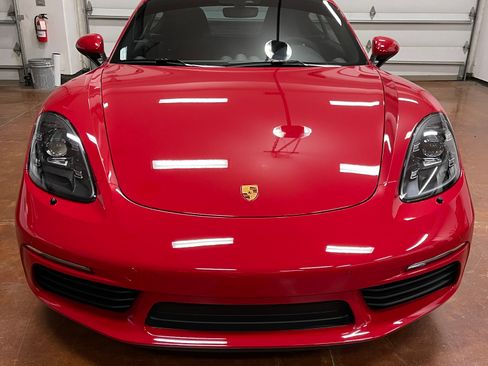 Used 2021 Porsche 718 Cayman image 6