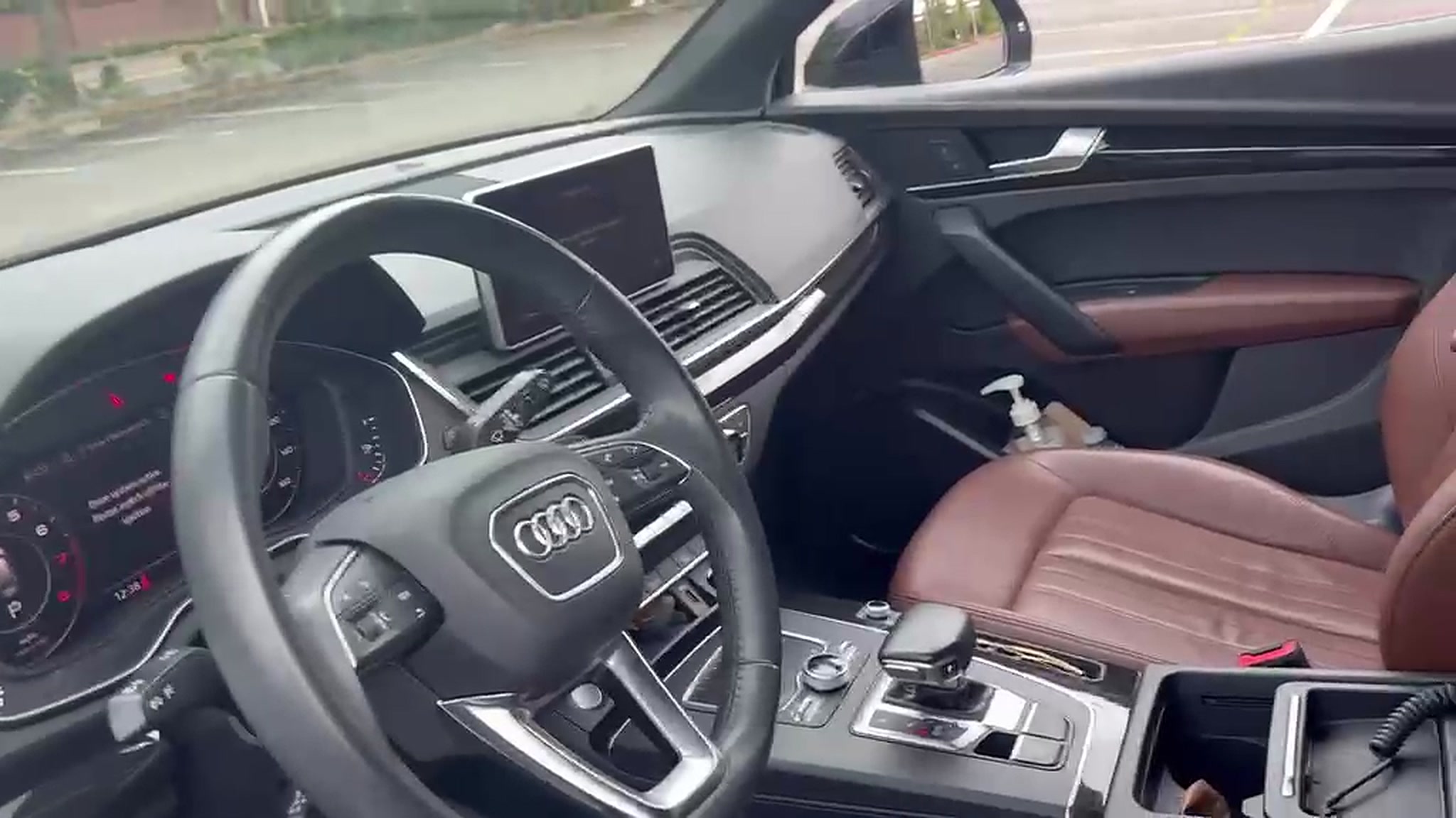 Used 2018 Audi Q5 2.0T Premium Plus w/ Premium Plus Package AWD/4WD image 14