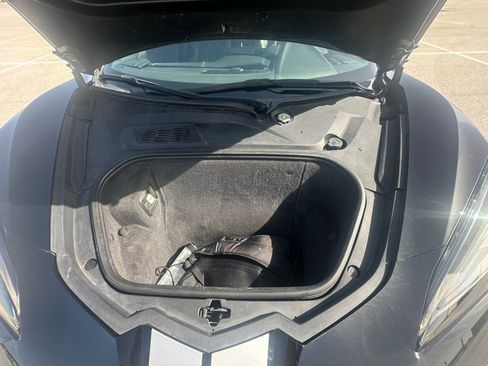 Used 2020 Chevrolet Corvette Stingray Coupe RWD image 22