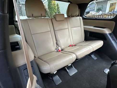 Used 2014 Toyota Sequoia Platinum AWD/4WD image 12