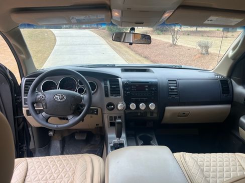 Used 2011 Toyota Tundra 2WD Double Cab w/ SR5 Pkg image 15