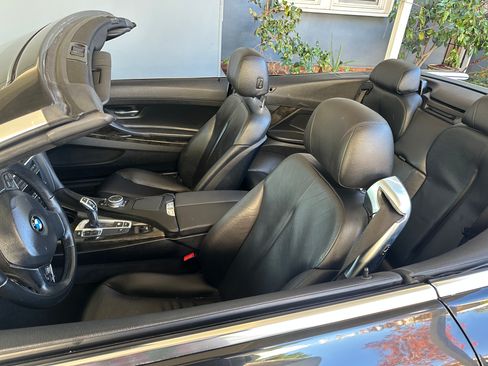 Used 2016 BMW 640i Convertible image 11