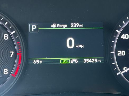 Used 2018 Genesis G80 3.8 image 9